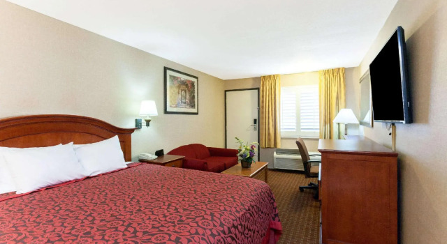 Двухместный номер Standard Days Inn by Wyndham Alhambra CA
