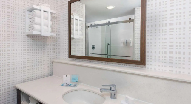 Номер Standard с балконом Hampton Inn and Suites Clearwater Beach