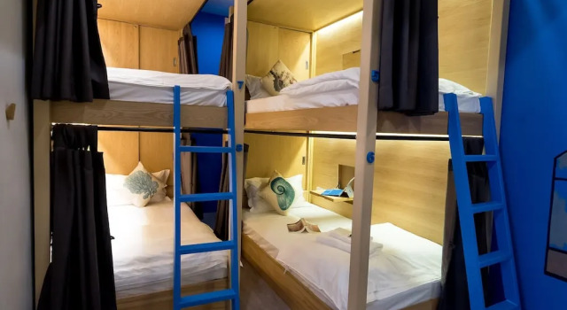 Bed in 8-bed Mixed Thalay Cha Am by Tha A Co-living With a Million Dollar View - Hostel, Book Hostel / Vandrerhjem Hostels i Petchaburi, Hostel / Vandrerhjem
