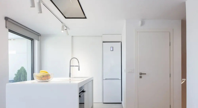 Akonizia Luxury House - With Private Swimming Pool