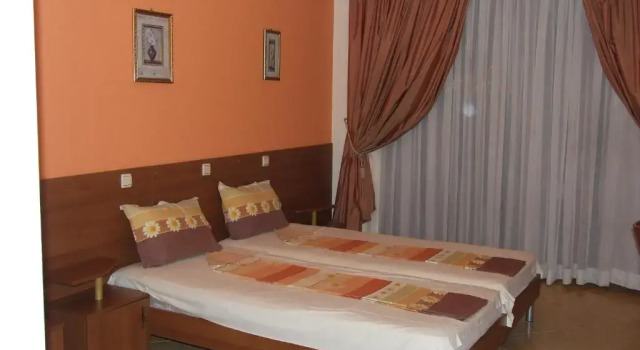 Двухместный номер Standard с балконом Family hotel Tropicana