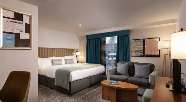 Люкс Staybridge Suites Newcastle by IHG
