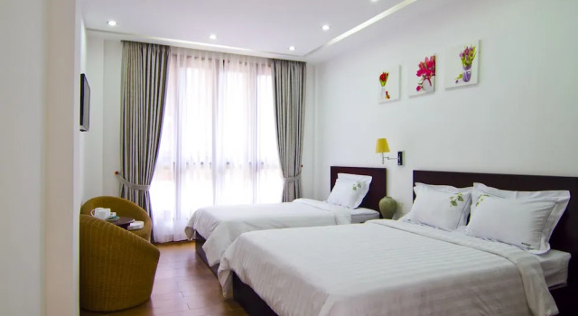 Трёхместный номер Deluxe Melody Hotel