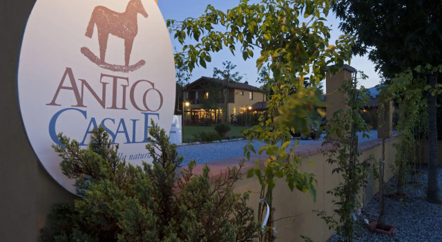 Antico Casale, Buchen Sie Hotel Sarzana Ligurien