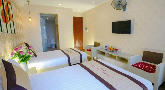 Huong Son Sapa Hotel, Забронировать Отель Отели Шапа по системе «всё включено», рядом с Рынок Сапа, Всё включено