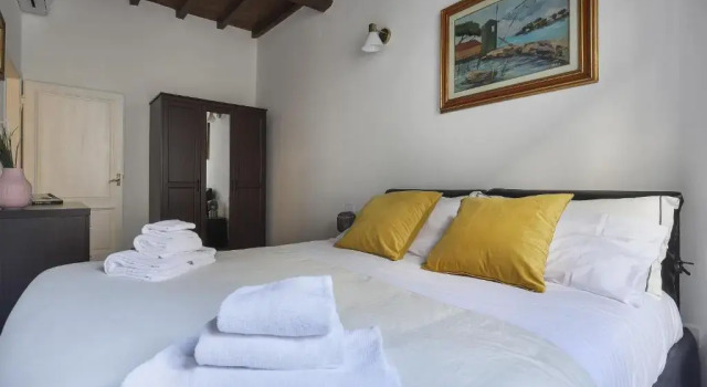 Oltrarno Modern Apartment in Florence