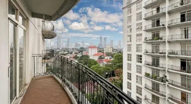 Large & Luxury Menteng Apt 3BR w/ Pool, Gym Wi-Fi, Prenota Hotel Giacarta Jakarta Province