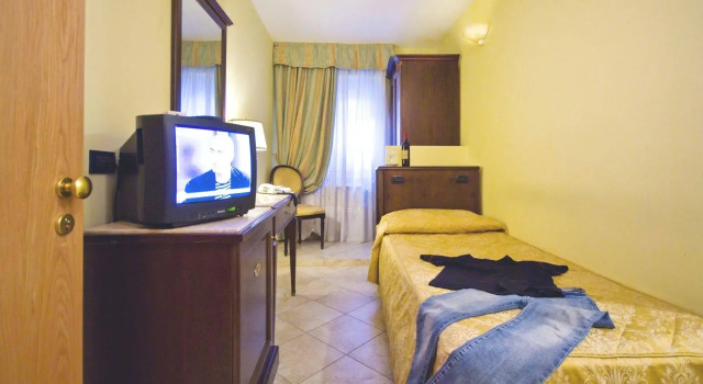 Hotel Tuscolana