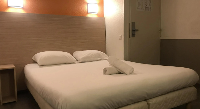 Двухместный номер Standard Premiere Classe Avignon Courtine Gare TGV