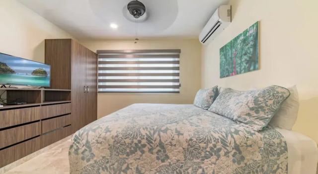 Апартаменты Deluxe 1 Bedroom Condo Pool & Gym - Veranto 210