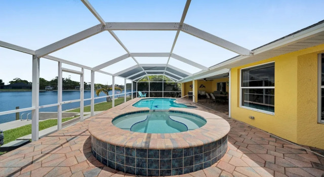Вилла Casa de La Vista Pool Spa With Lakefront View