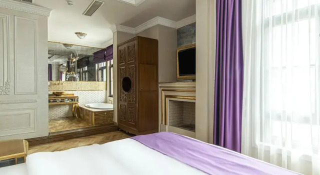 Hotel Room in Historic Mansion in Beylerbeyi, Boek Hotel Uskudar 