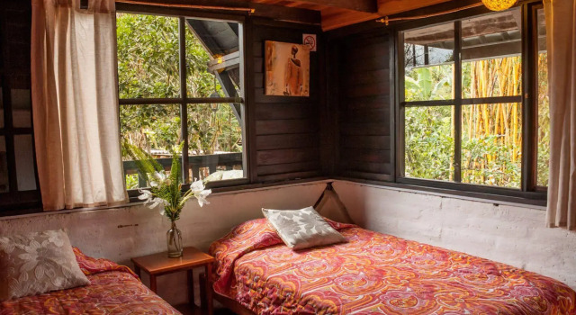 Casa de Piedra, Book Hotel Hotels in Mindo with Parking, Parking