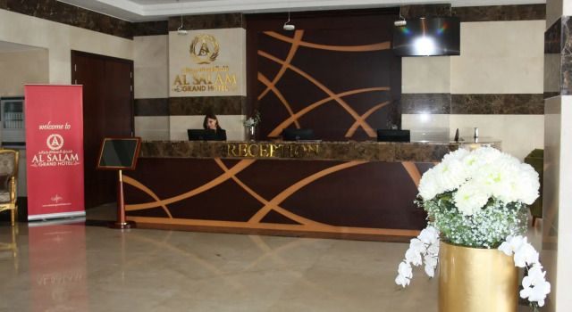Al Salam Grand Hotel-Sharjah, Забронировать Отель Отели Аль-Кусейс 4 звезды, 4*