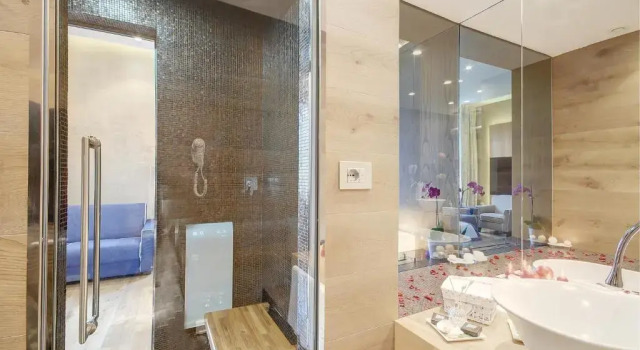 Люкс Sun Suite Luxury Pantheon