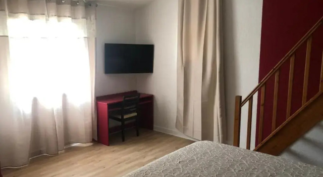 Hotel Aurelia, Забронировать Отель Отели Вара с бассейном, Бассейн
