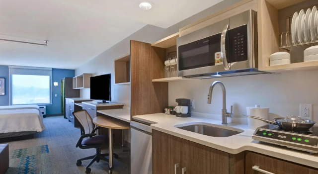 Четырёхместный люкс Home2 Suites Williston Burlington, Vt