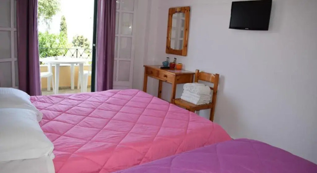 Номер Standard Rising Sun Apartments & Studios