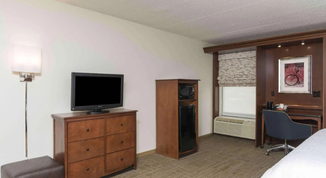 Двухместный номер Standard Hampton Inn Grand Rapids/North