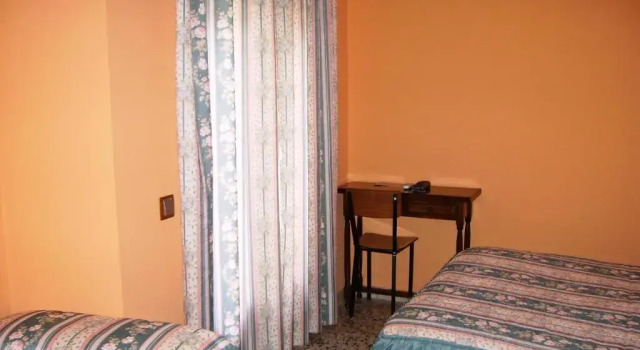 Camera doppia Standard con balcone e con vista Hostal lEscon