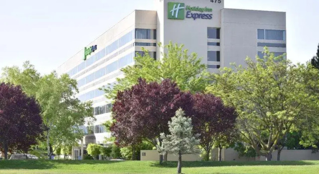 Кровать в общем номере Holiday Inn Express Boise - University Area by IHG