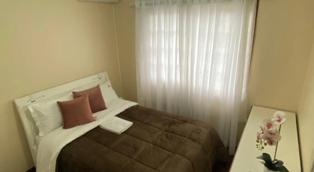 BELÍSSIMO apartamento no CENTRO de Gramado