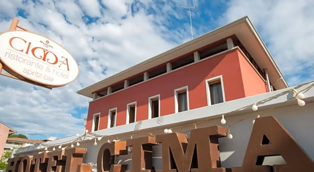 Cima, Prenota Hotel Conegliano Veneto