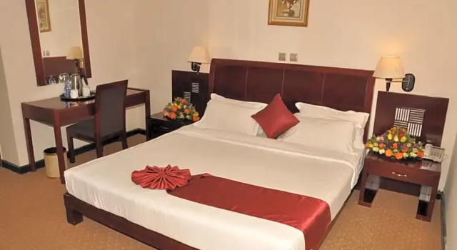 Standardní Dvoulůžkový s manželskou postelí pokoj Kaleb Hotel