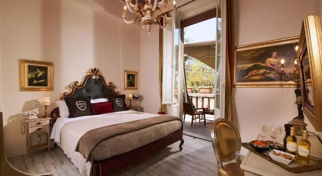 Двухместный номер Deluxe с балконом Villa Tower Inn