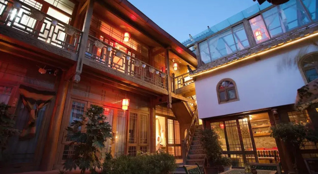 Dreamer Inn, Забронировать Отель Отели Лицзян 3 звезды, рядом с Loyalty Arch, 3*