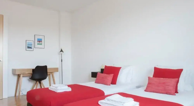 Liiiving in Porto Downtown Secret Luxury II, Забронировать Отель Порту Регион Порту, рядом с Театр Coliseu do Porto