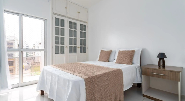 Apartamento a 200m da PRAIA DO FORTE com VISTA, GARAGEM, VARANDAS e Wi-Fi 250 MEGAS, Забронировать Апартаменты/квартира Апартаменты штата Рио-де-Жанейро, Апартаменты/квартира