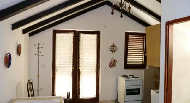 Apartment With one Bedroom in Zlarin, With Wonderful sea View, Enclosed Garden and Wifi - Near the Beach