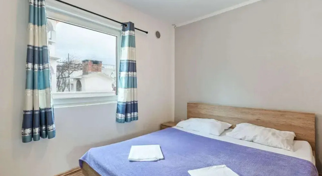Апартаменты Enticing Apartment in Vir near Seabeach