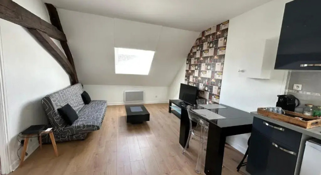 Апартаменты Appartement au centre ville de Sens