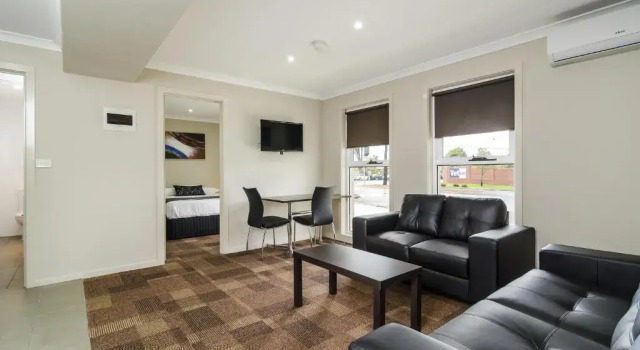 Апартаменты Parkville Place Serviced Apartments