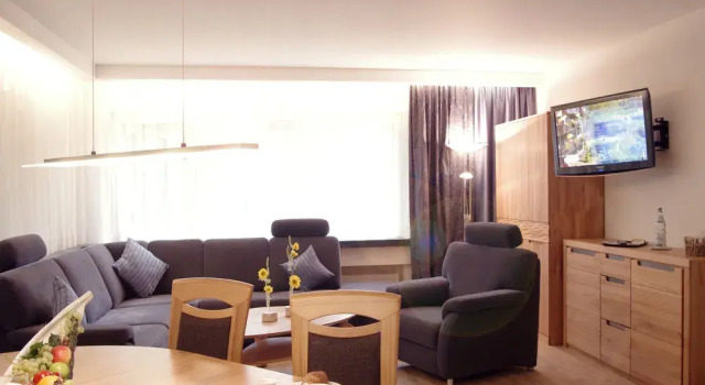 Ringhotel Aparthotel Badblick, Забронировать Отель Отели Бад-Беллинген с завтраком, рядом с Курортный парк Бад-Беллингена, Завтраки
