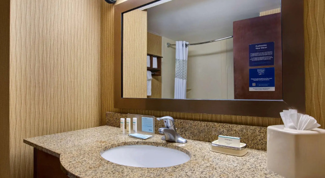 Двухместный номер Standard Hampton Inn Fort Wayne-Southwest