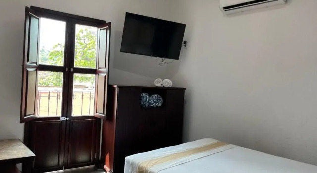 Standardowy dwuosobowy pokój i balkonem Nueve Agaves Hotel