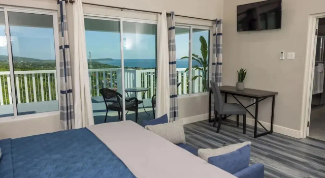 Номер Luxury Majestic Heights Bed & Breakfast