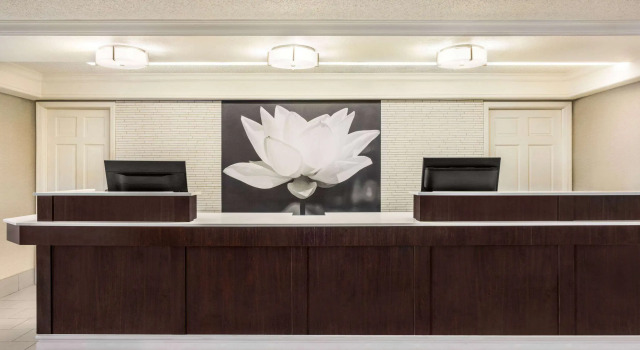 La Quinta Inn San Antonio I-35 N at Toepperwein, Book Hotel Hoteller i Live Oak med pool, Swimmingpool