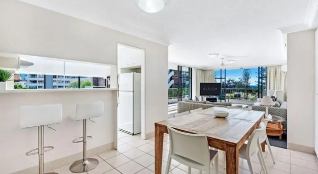 Апартаменты с 2 комнатами с видом на бассейн ULTIQA Beach Haven on Broadbeach