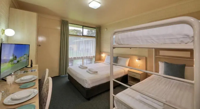 Семейный номер Standard Junee Motor Inn