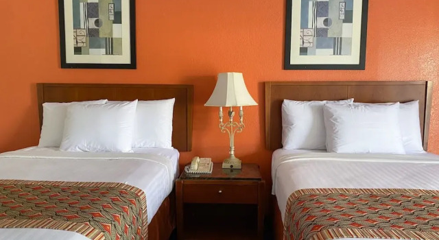 Номер Standard Royal Inn Richmond Hill- Savannah I-95