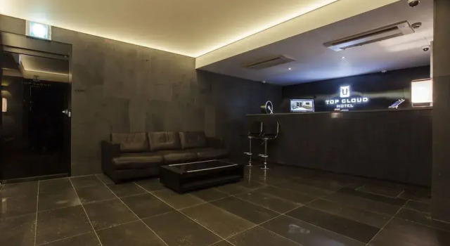 Suwon Top Cloud Hotel, Забронировать Отель Сувон Кёнгидо, рядом с Больница медицинского центра провинции Кёнгидо в городе Сувон