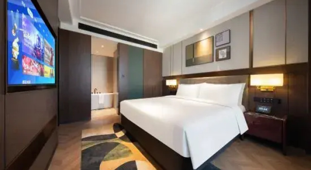 Двухместный семейный люкс The GiorgioMorandi Hotels (Lianyungang On the Sea Park Jiaruibao Plaza)