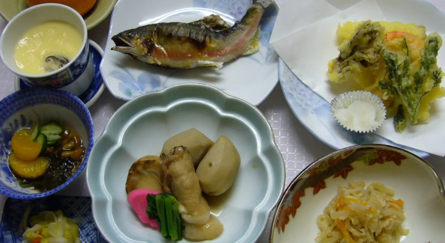 Kimuraya Ryokan, Buchen Sie Hotel Okura Japan