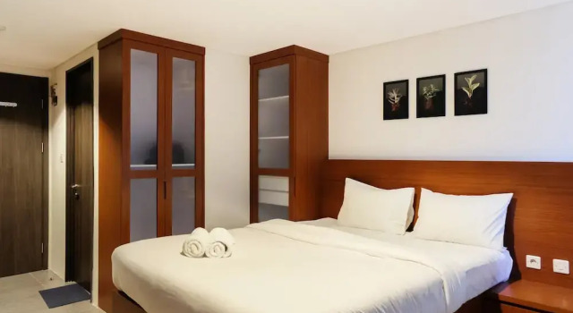 Brand New Studio at Bintaro Icon Apartment, Book Apartment Hotels in South Tangerang with a Pool, Swimming Pool