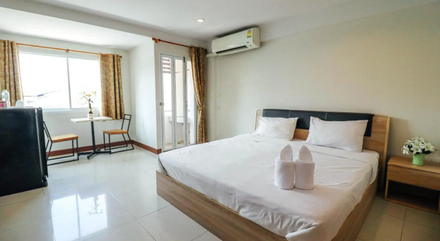 DD Place, Rezervovat Hotel Suphan Buri Central Thailand
