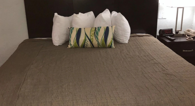 Двухместный номер Accessible Ocean Plaza Motel